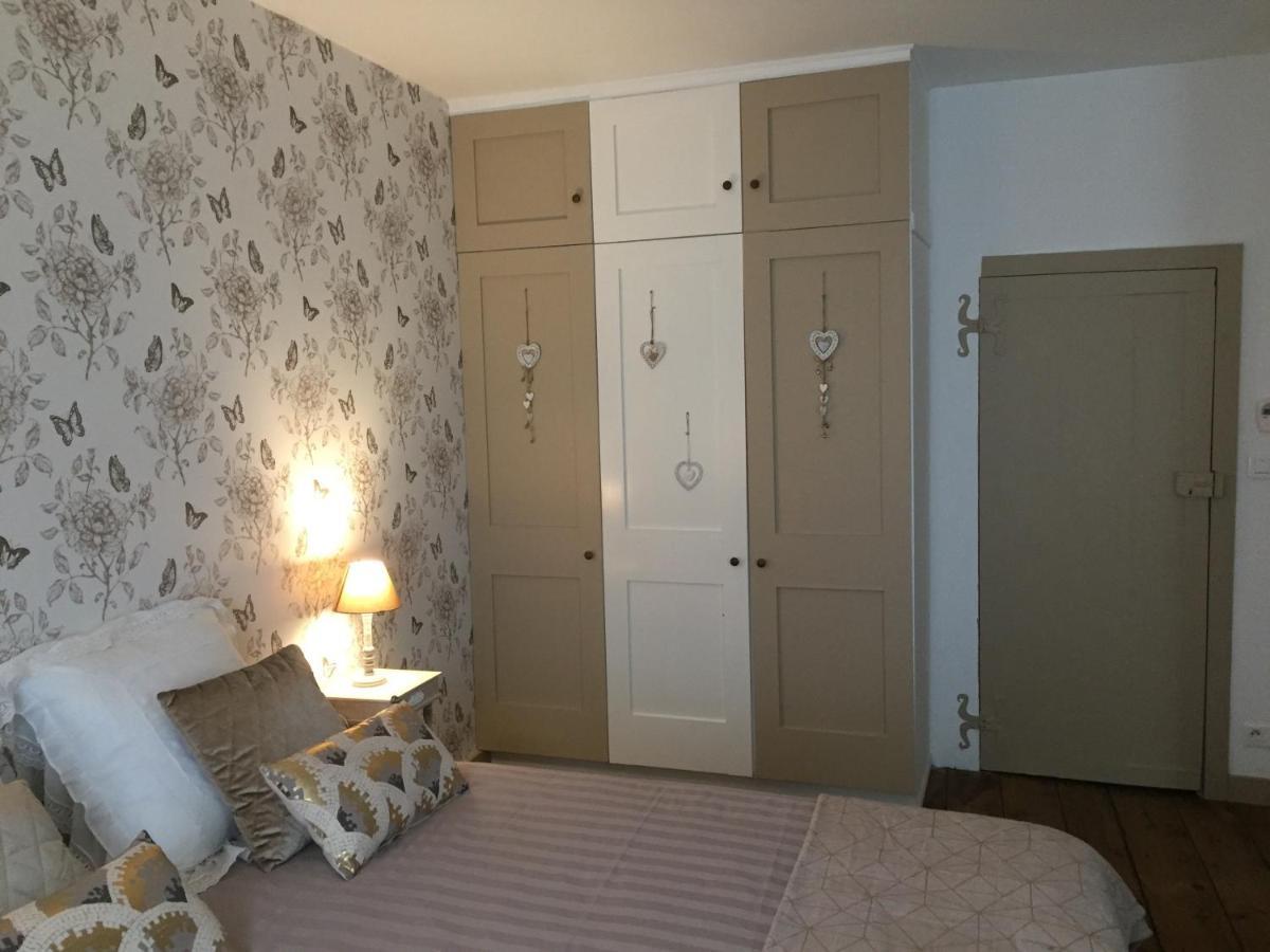 De Charme Et D'Eau Bed & Breakfast Saint-Savinien Exterior foto