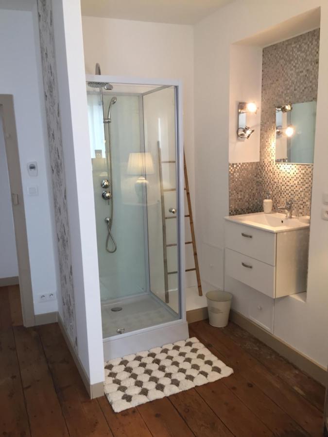 De Charme Et D'Eau Bed & Breakfast Saint-Savinien Exterior foto